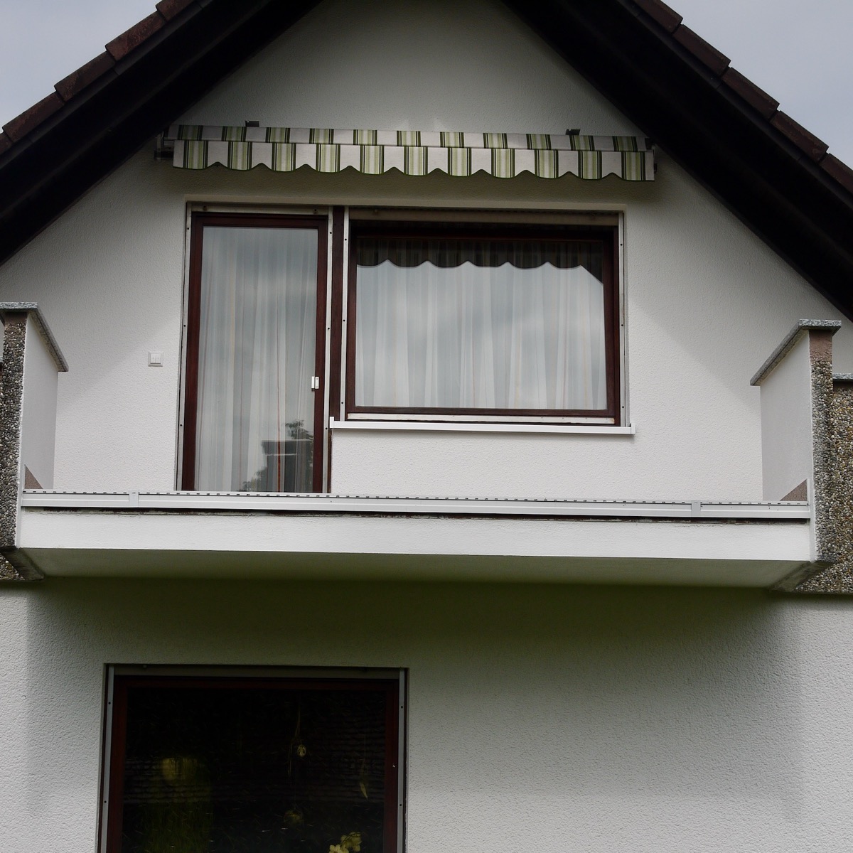 Balkon Nelkenweg 5 - 3.jpeg
